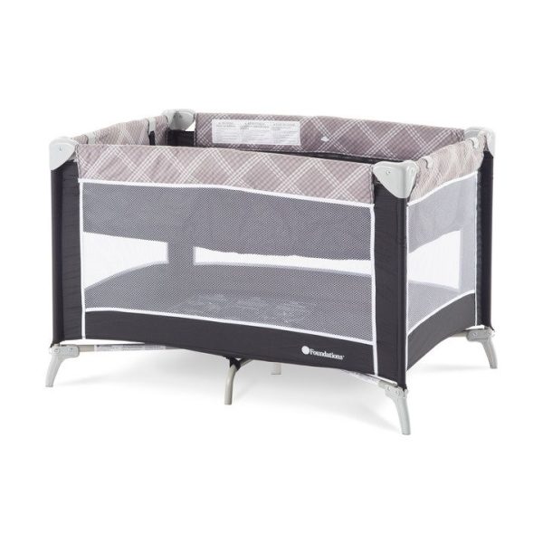 TRAVEL YARD WITH BASSINET